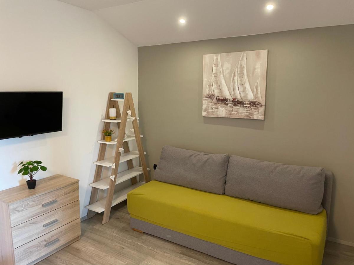 Apartmani Bm Biograd Na Moru Exterior photo